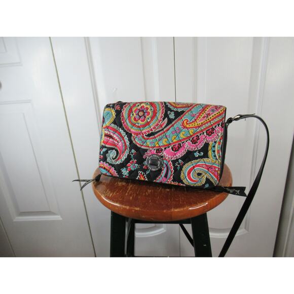 Vera Bradley Crossbody in Parisian Paisley - Picture 1 of 5